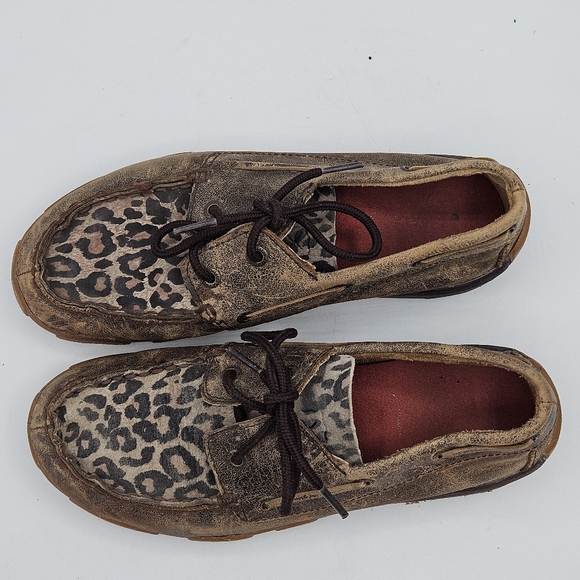 Twisted X cheetah leather moc / boat shoes size 4m - Picture 14 of 15